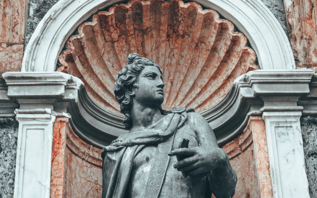 The meeting of the divinities – Apollo, between Mystic and Visionary